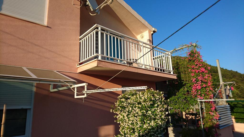 Apartments Leko จูเลียนา ภายนอก รูปภาพ