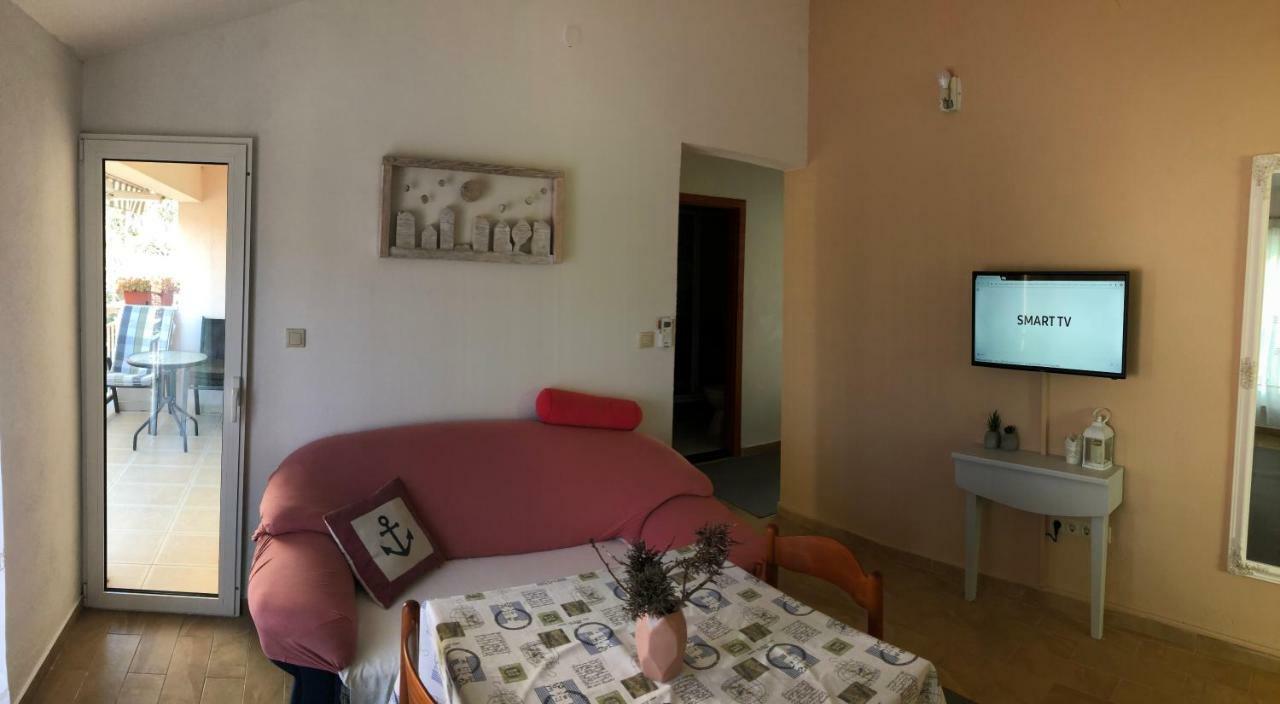 Apartments Leko จูเลียนา ภายนอก รูปภาพ
